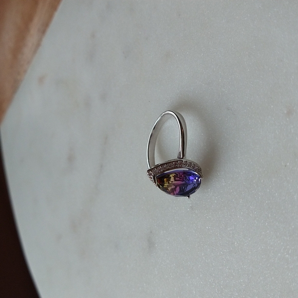 Teardrop diamond style ring - Picture 3 of 8